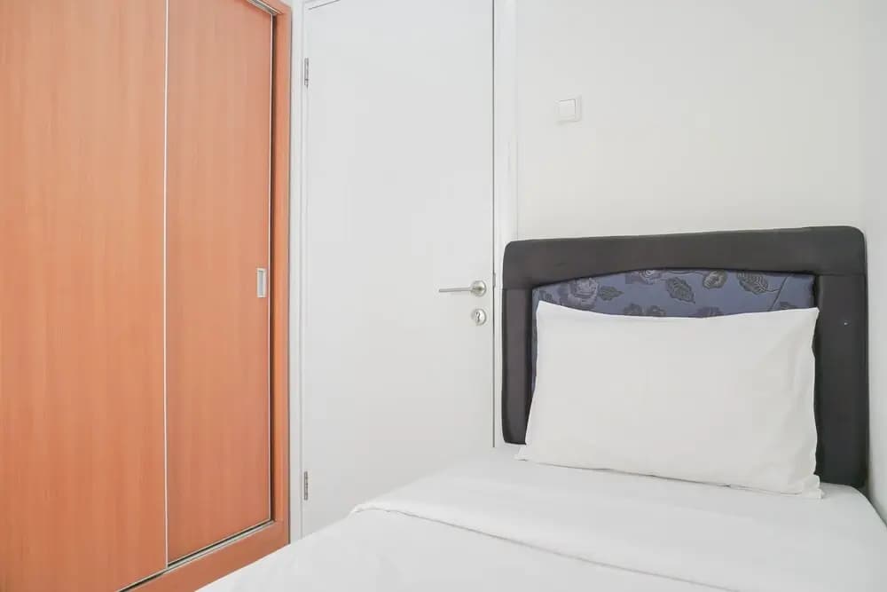 Nice And Cozy 2Br Green Pramuka City Apartment - photo 3