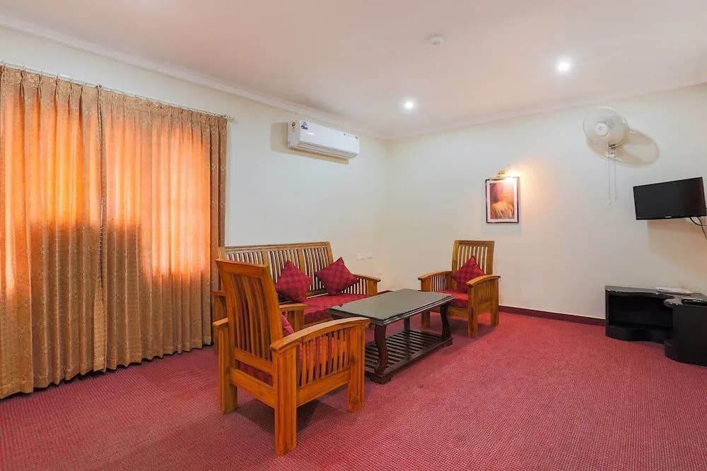 Capital O72563 Hotel MS Regency - photo 2