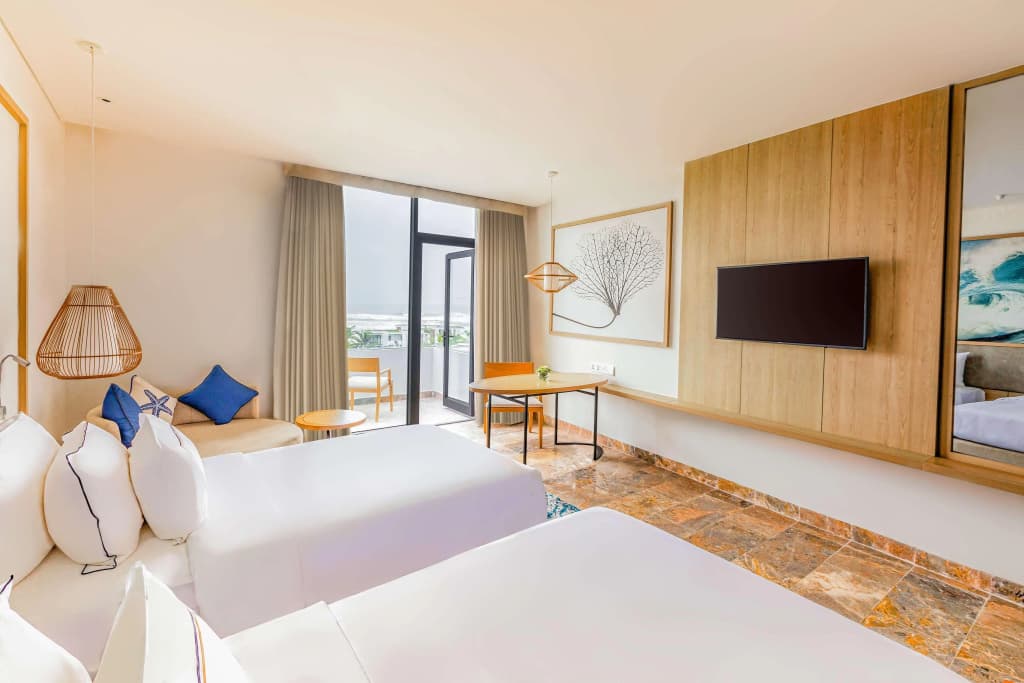 Melia Danang Beach Resort - photo 6