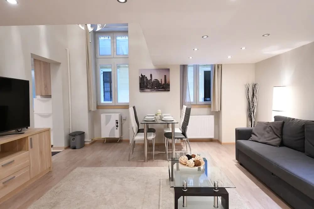 Cosy 2 bedroom flat in the heart of Budapest - photo 4
