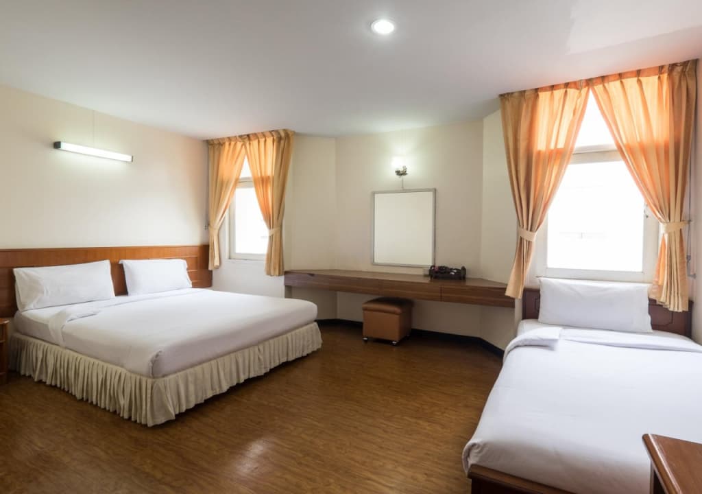 Muangphol Mansion - photo 4