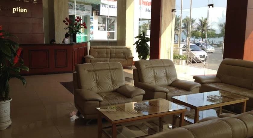 Dien Luc Bai Chay Hotel - main photo