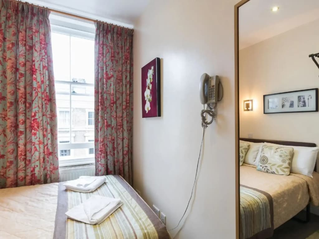 Notting Hill Gate Hotel - photo 6
