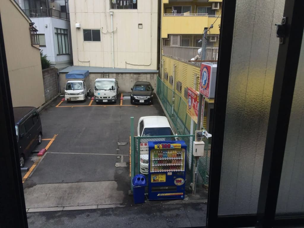 Apollo Budget Weekly near Namba - photo 8
