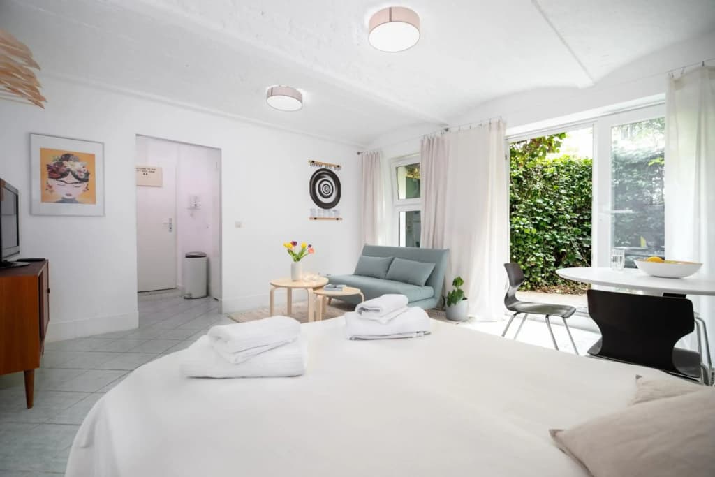 City Hideaway with Terrace - photo 1