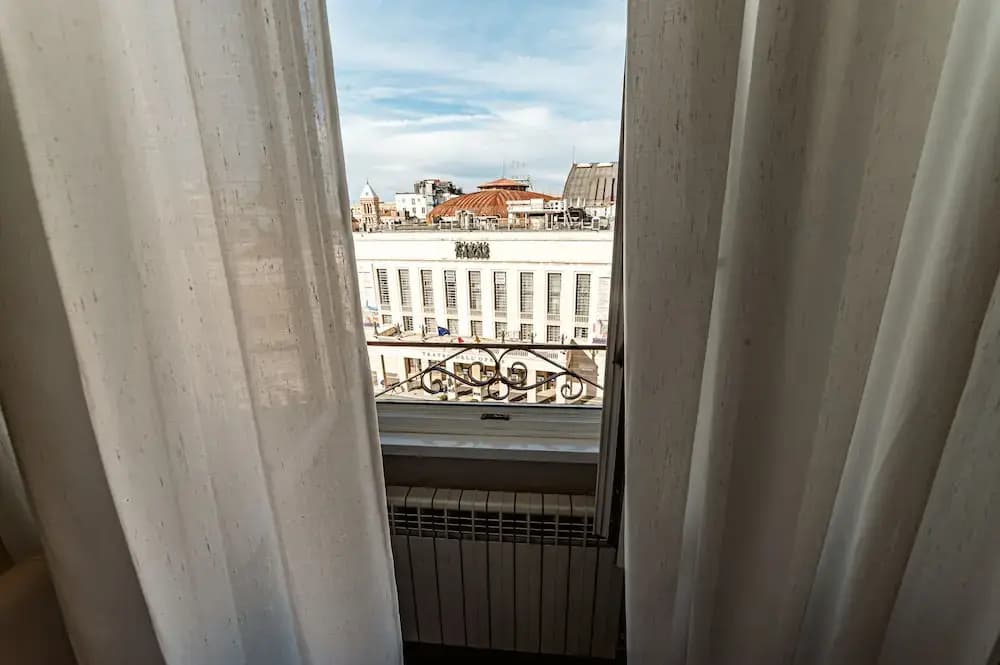 Downtown Luxury B&B - Termini Train Station - photo 4