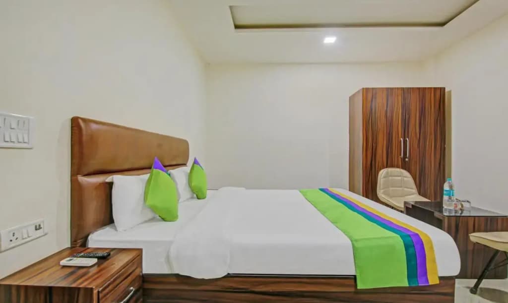 Itsy Hotels Prime Stay - photo 30