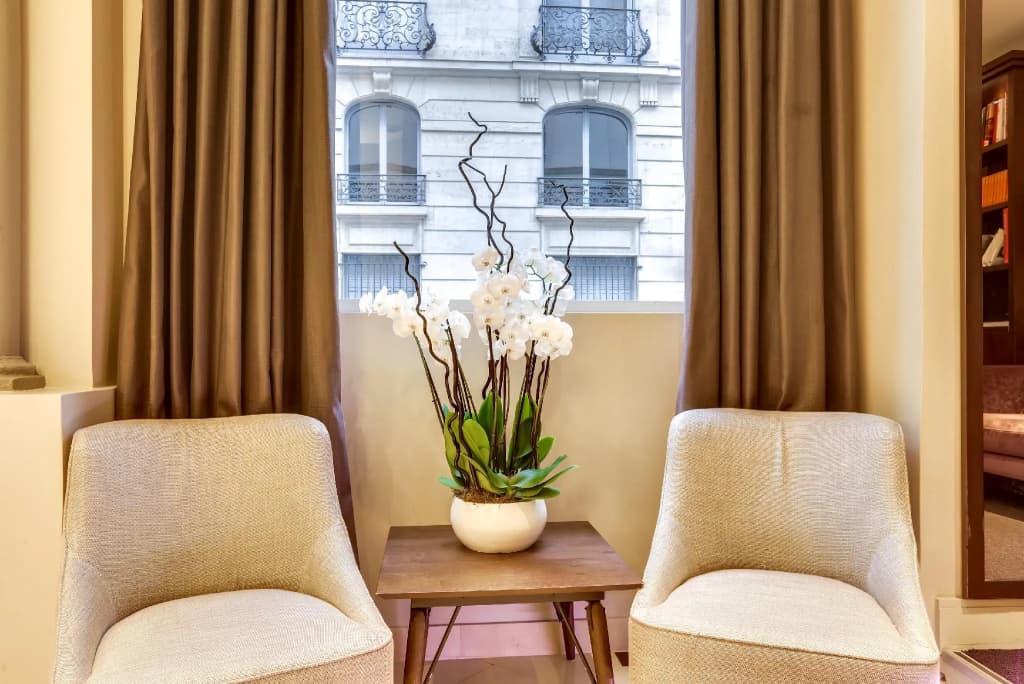 Le 12 Hotel - photo 4