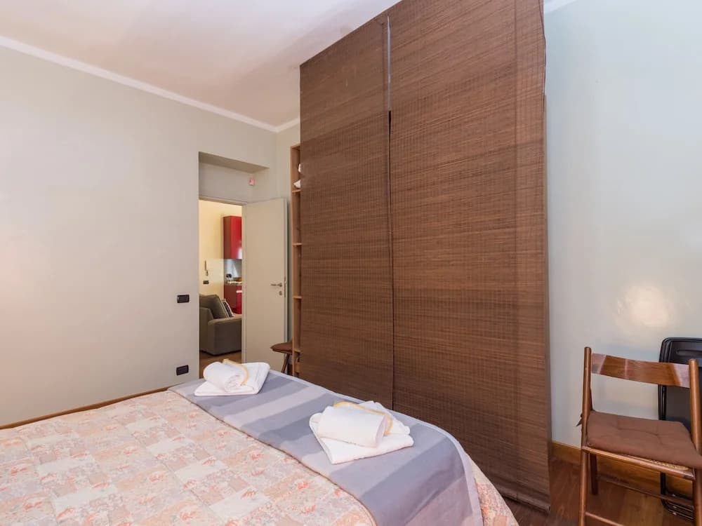 RSH Vatican Large Bright Apartment - photo 20