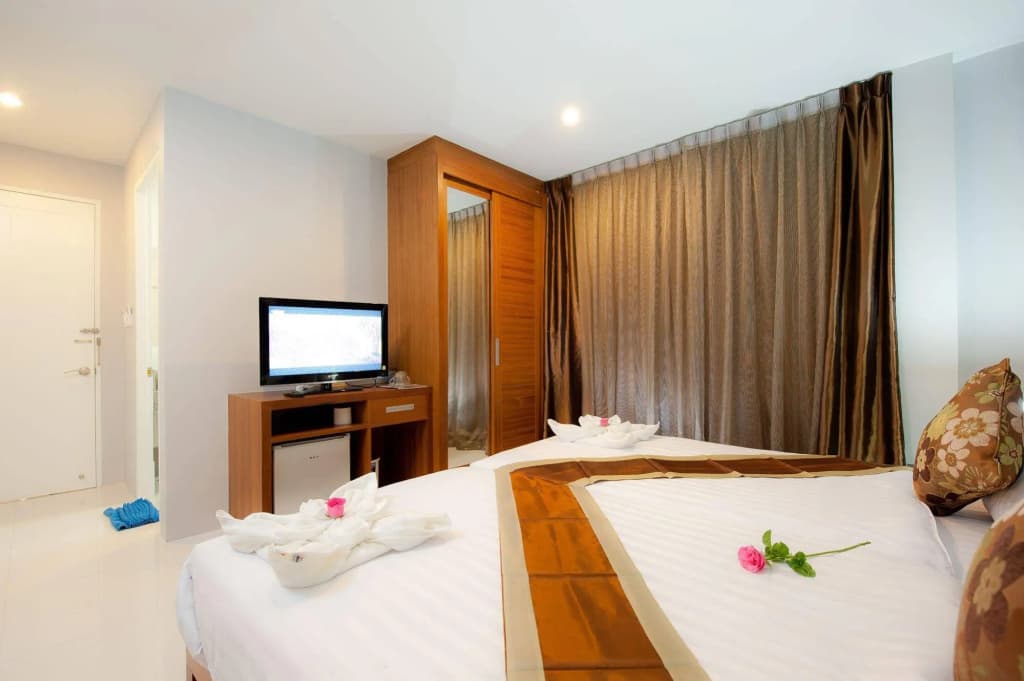 La Xenia Kata Beach Hotel - photo 6