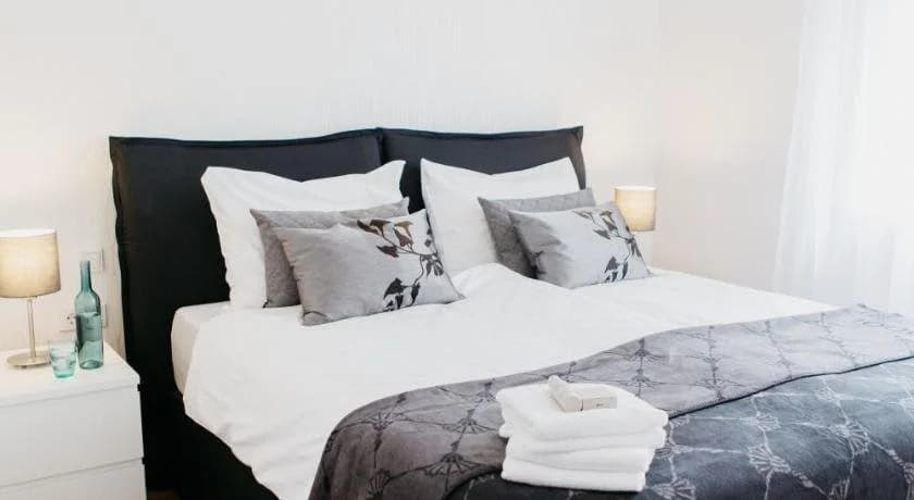 Home Sweet Apartments - photo 4