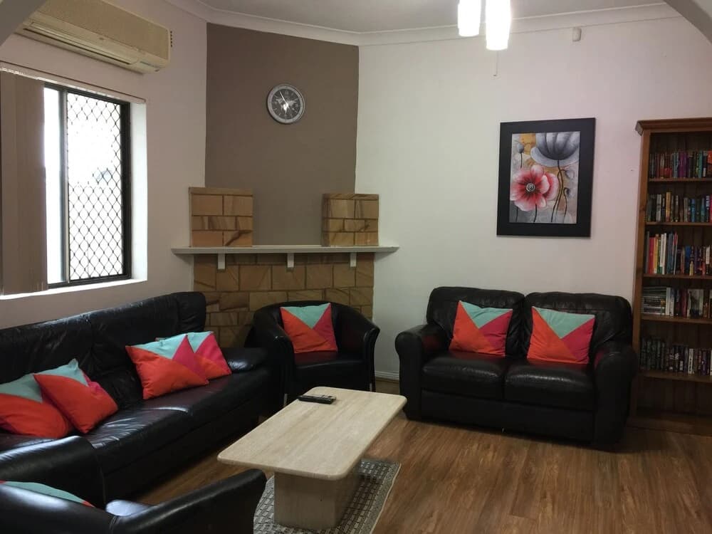 Happy Holiday Home - photo 8