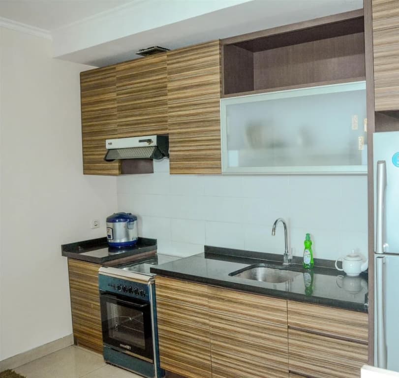 Spacious Hampton's Park Apartment with Working Space - photo 13
