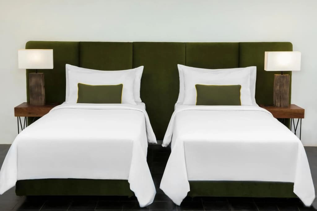 Viroth's Hotel - photo 4