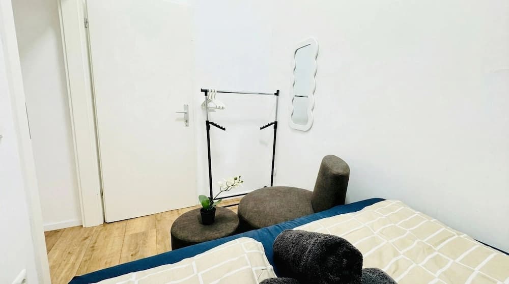 Simple Private Room Steps from Augarten - photo 3