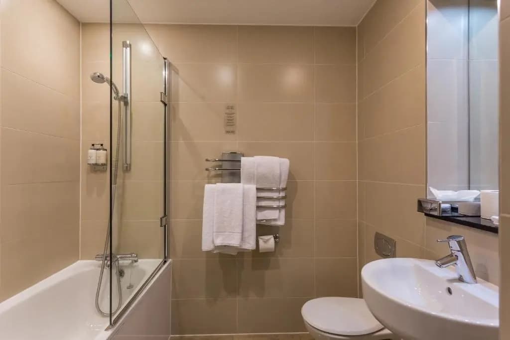 Angel's Share Hotel - photo 6
