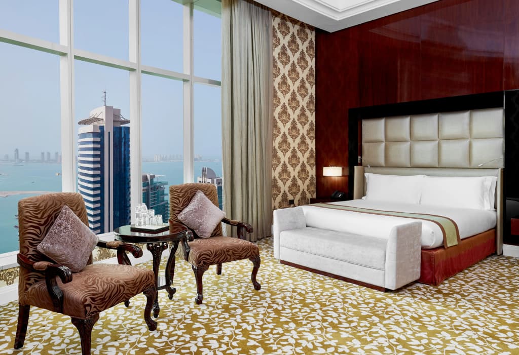 Best Plaza Hotel West Bay - photo 46