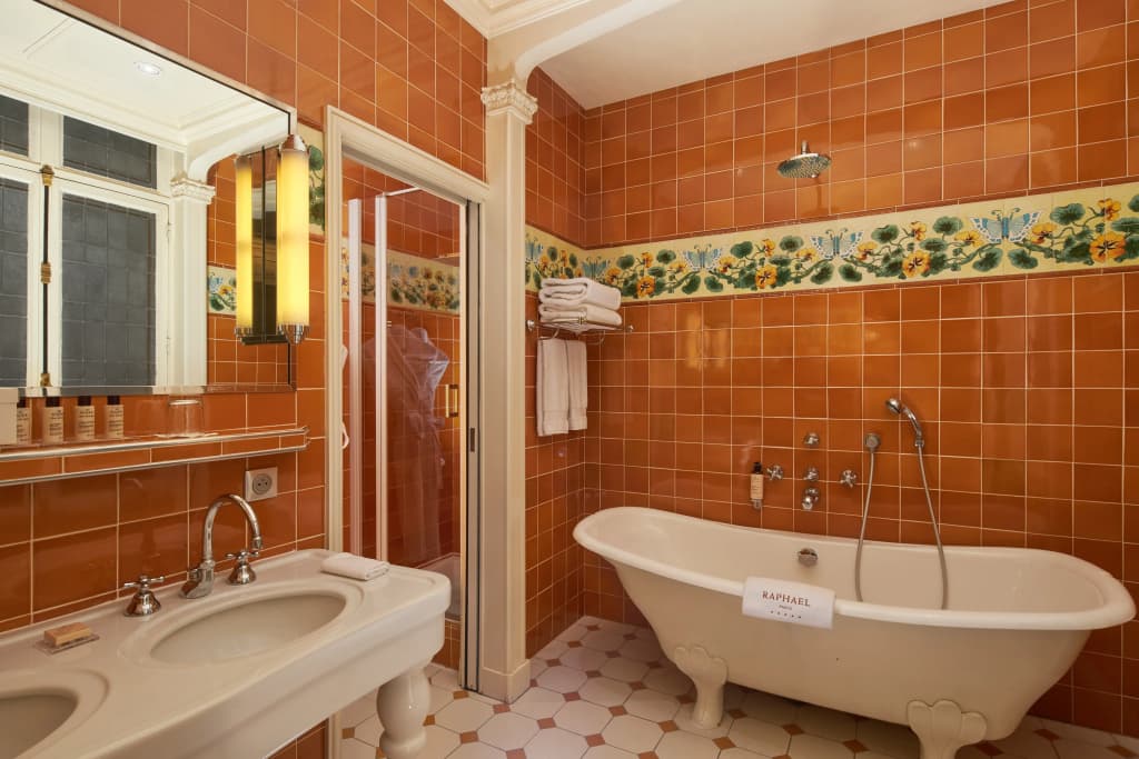 Hotel Raphael - photo 22