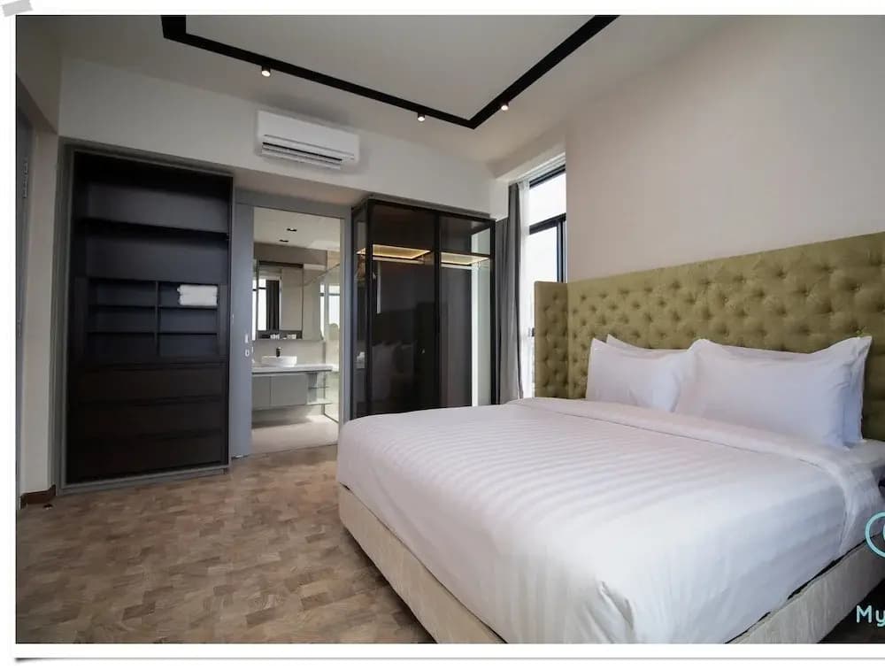 Expressionz Professional Suites by KL101 - photo 6