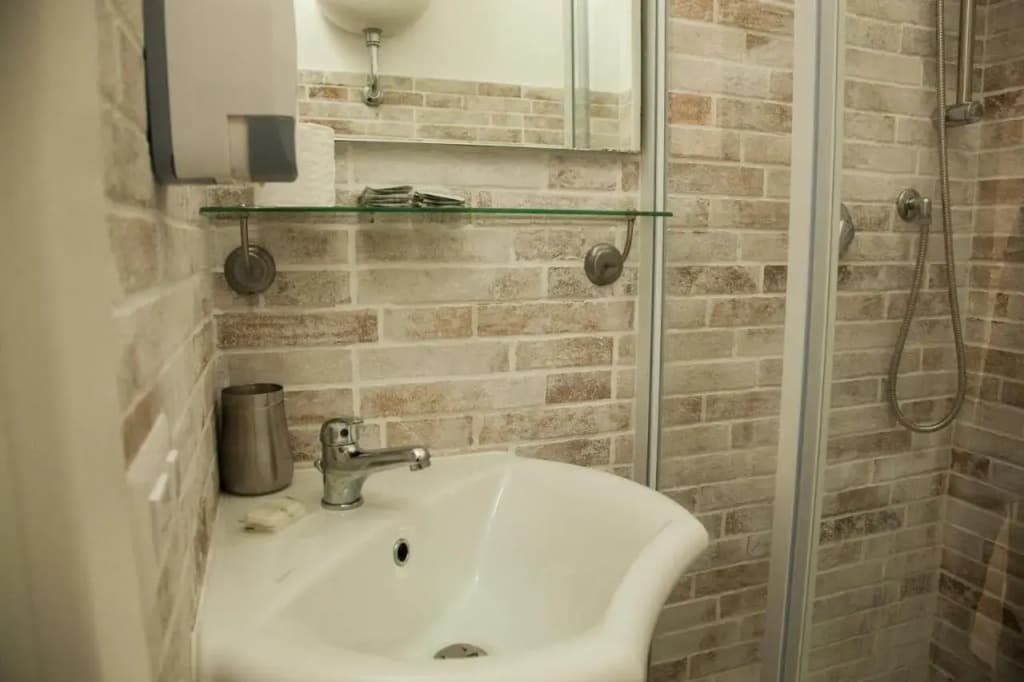Deluxe Rooms - photo 9