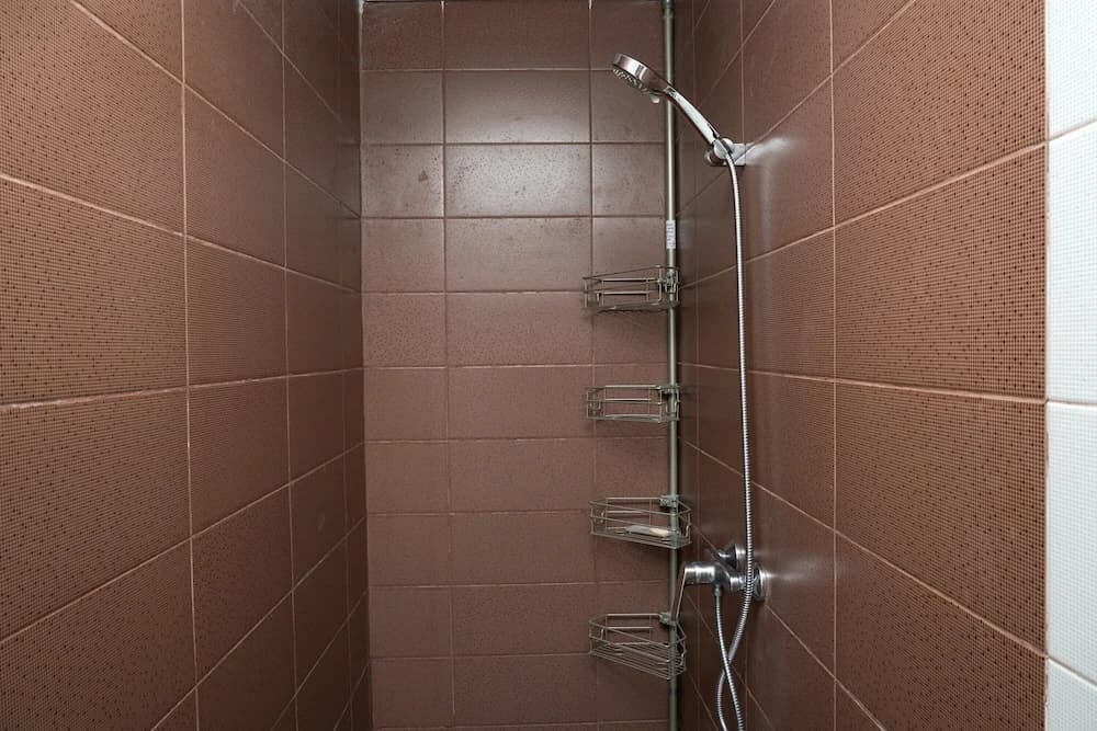Comfy 2BR Puri Orchard Apartment - photo 7