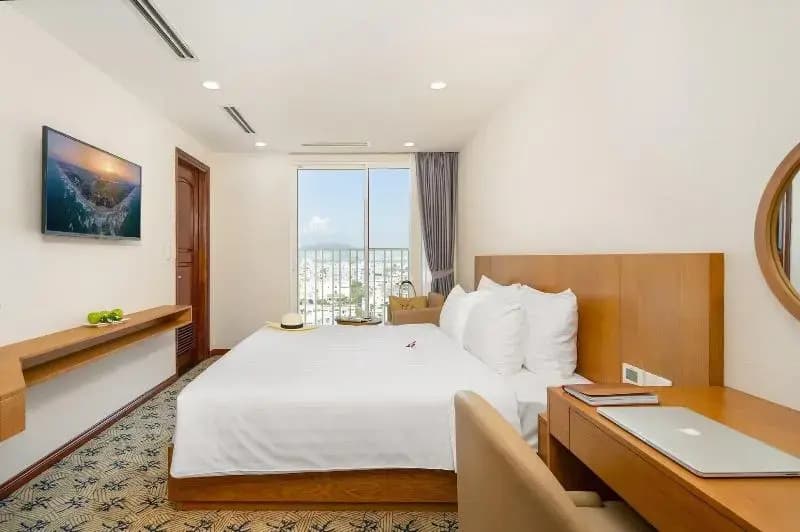 Lamanga Hotel & Suites Danang - photo 16