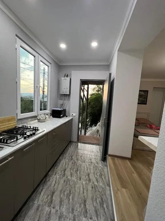 Tamara's House - photo 16