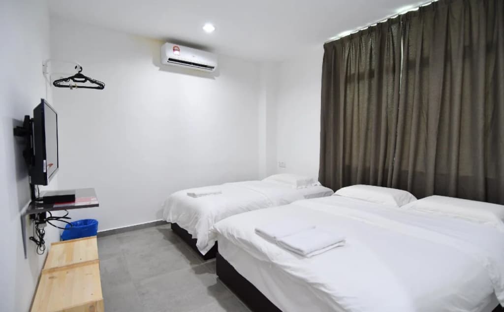 The Bed Hotel - main photo