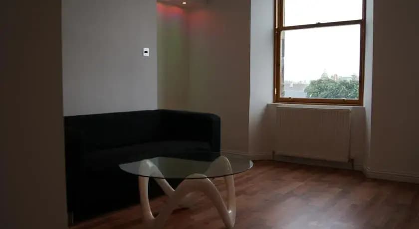 Portobello Apartment - photo 1