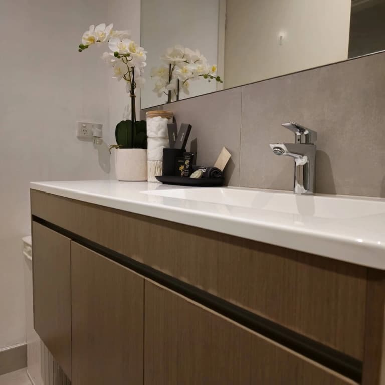 Deluxe 2BR apt Excellent Location Cityviews & Pool - photo 8