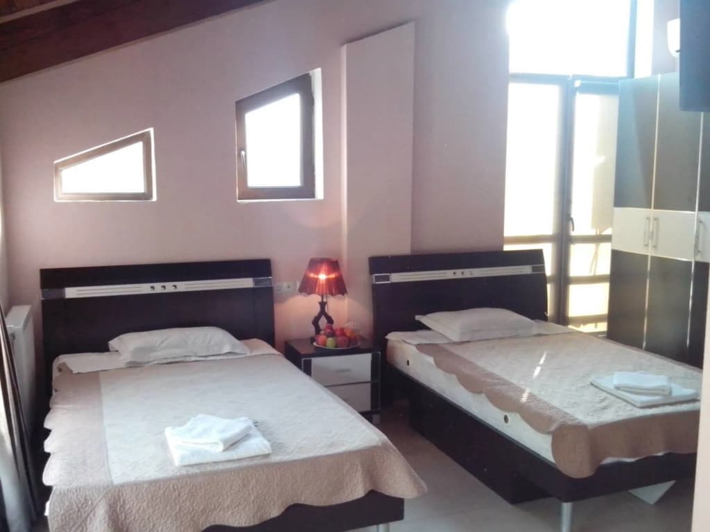 Lucky Hotel - photo 2