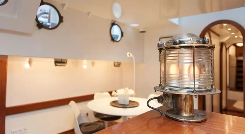 Golden Anchor Houseboat - photo 3