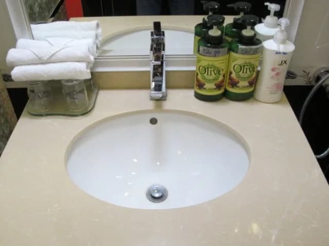 Cherry Hotel - photo 9