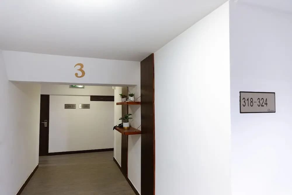 Benz House - photo 12