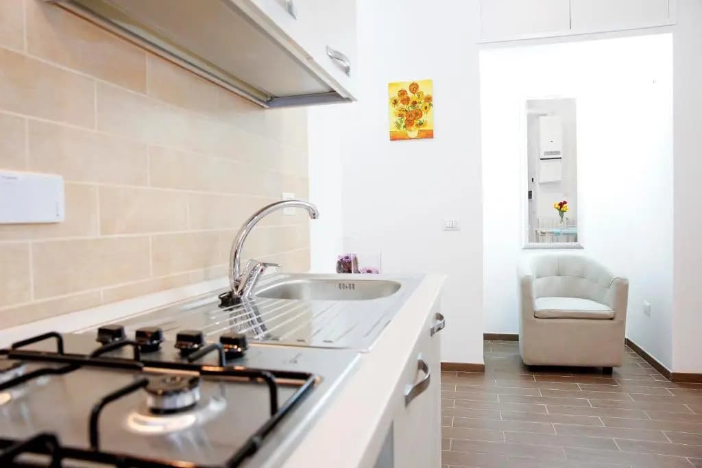 Castel Sant Angelo's Harmonious Apartment - photo 3