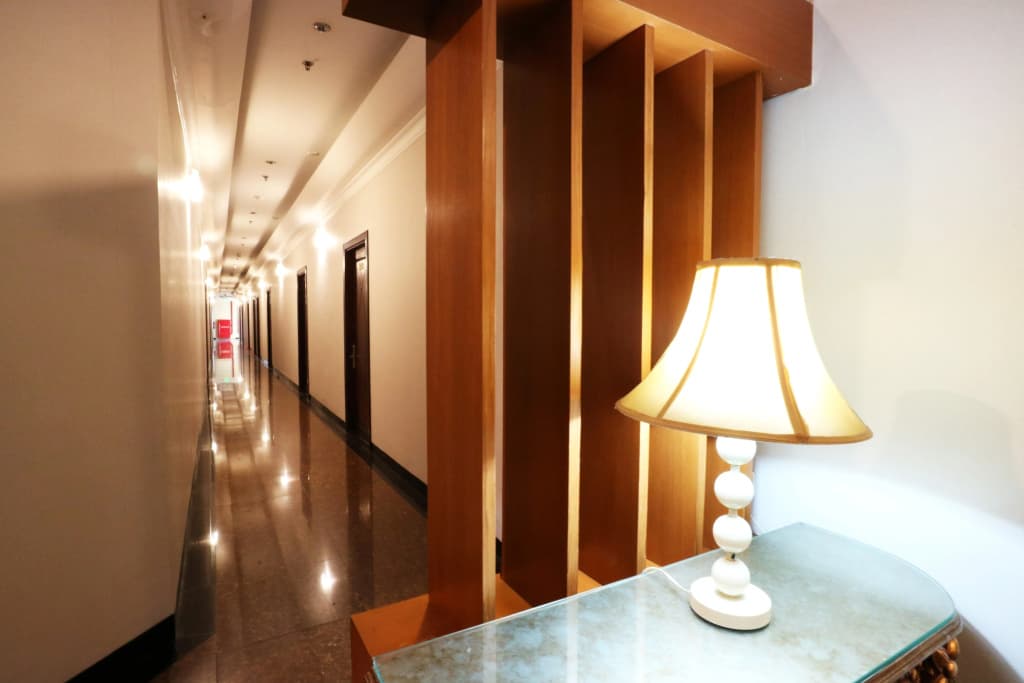 Coin's Hotel Jakarta - photo 15