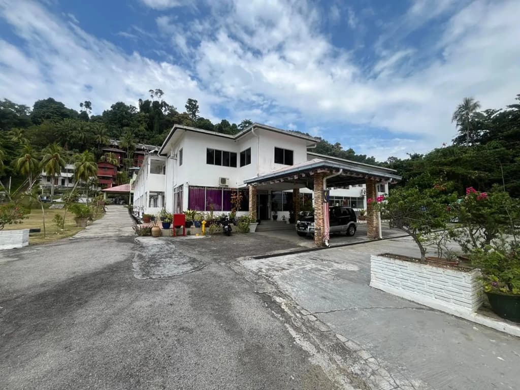 Collection O Analisa Beach Resort - photo 8