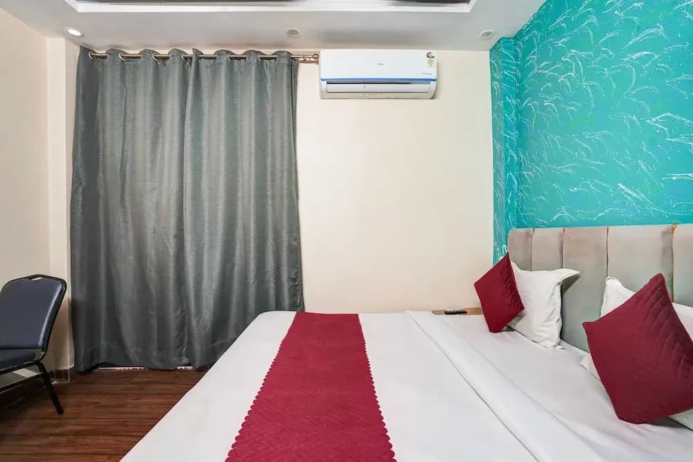 Hotel Twamev Couple Friendly Laxmi Nagar - photo 8