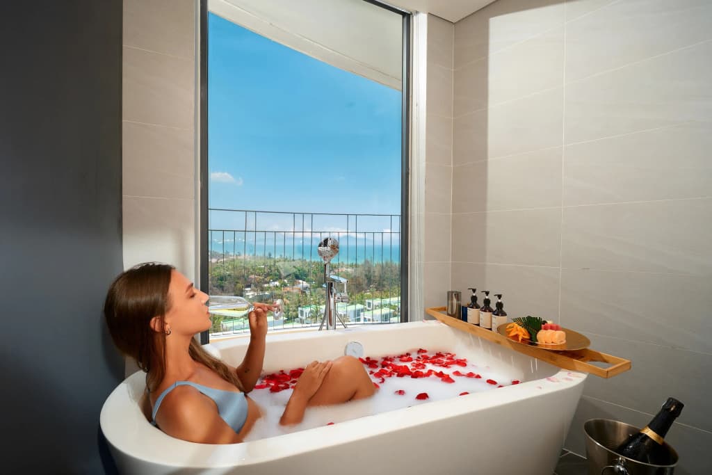Royal Beachfront Villas & Spa Danang - photo 31