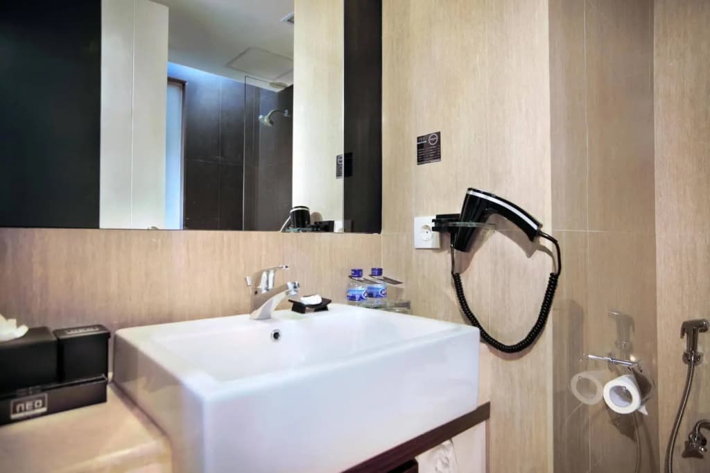 StarRay Hotel Jakarta Mangga Dua Square - photo 10