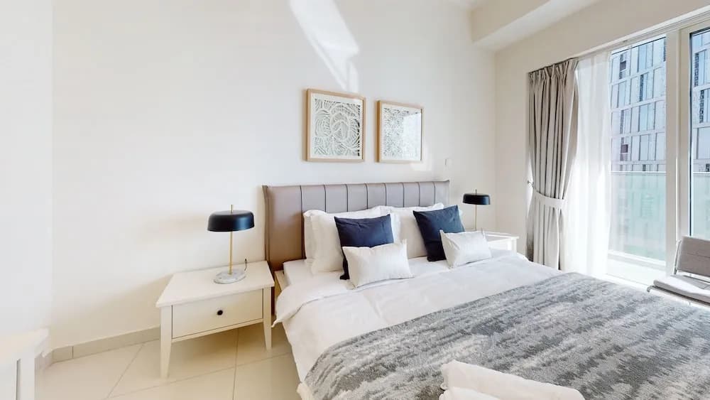 SuperHost - Stylish Apartment With Full Marina Views - photo 3