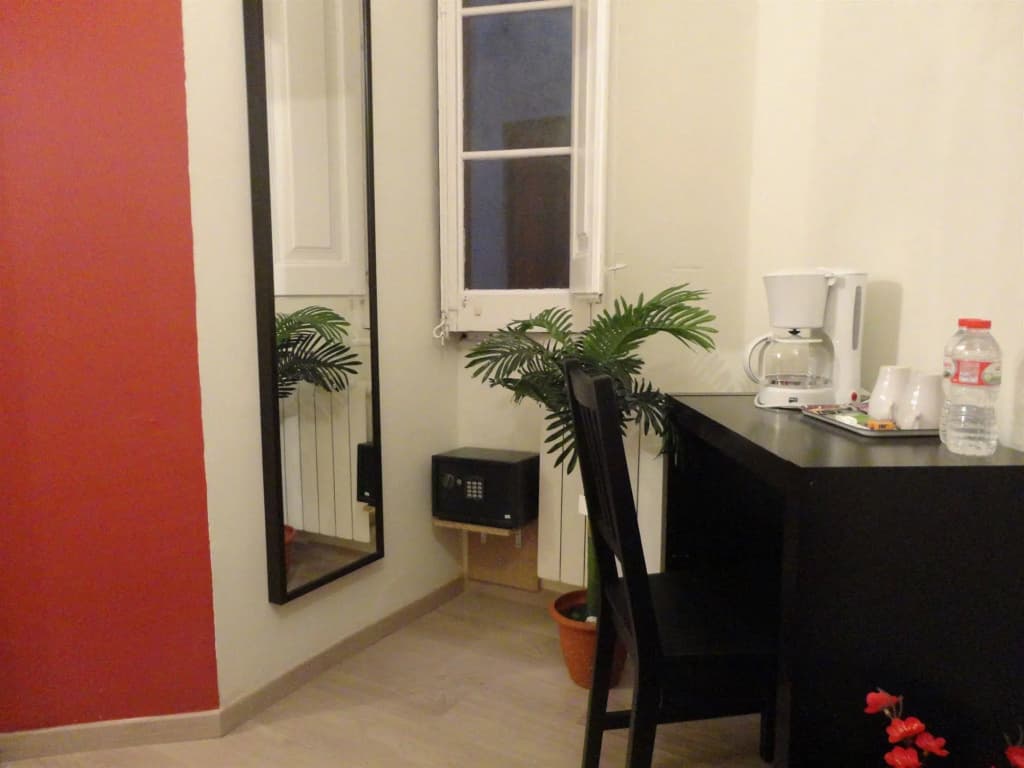 BruStar Gotic-Centric Hotel - photo 10