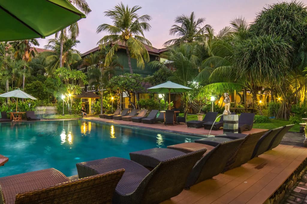 Bakung Beach Resort - photo 14