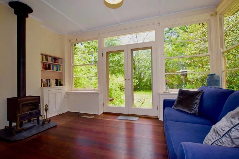 Trinlea Estate Leura Mall - main photo