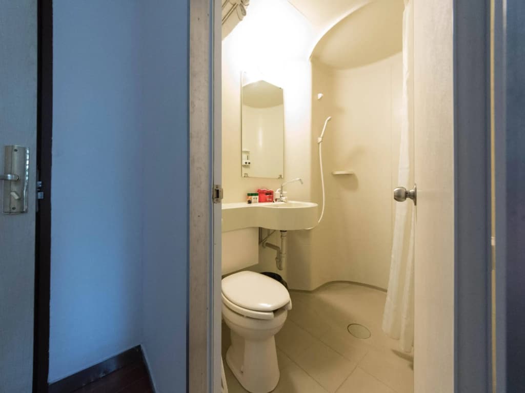 OYO Rooms Chowkit Maju Junction Mall - photo 7