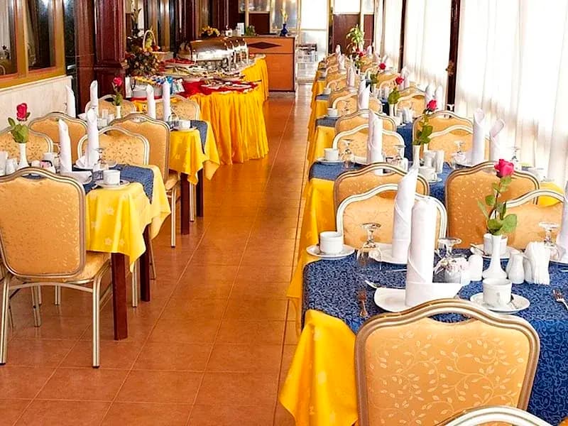Marina Hotel by OYO - photo 13