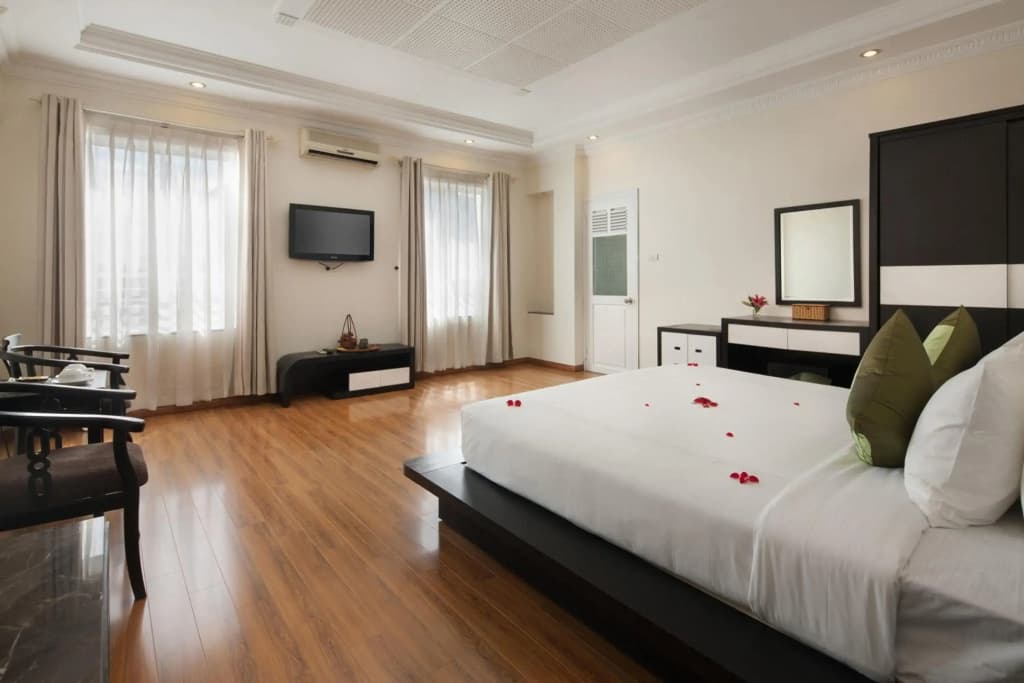 Serenity Villa Hotel Hanoi - photo 2