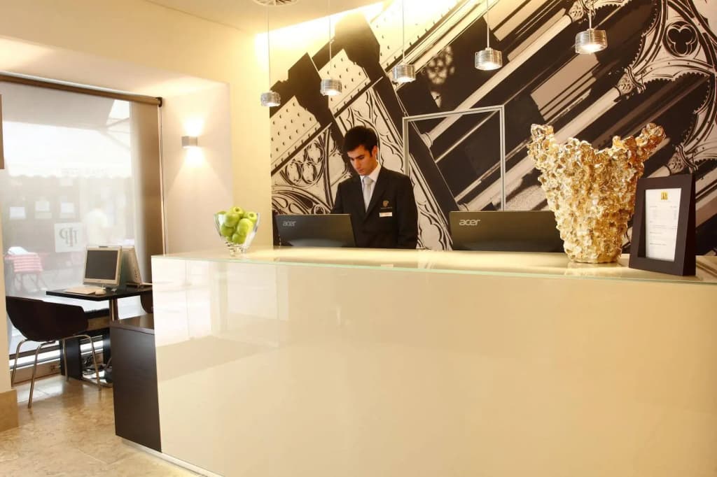Hotel Santa Justa Lisboa - photo 2