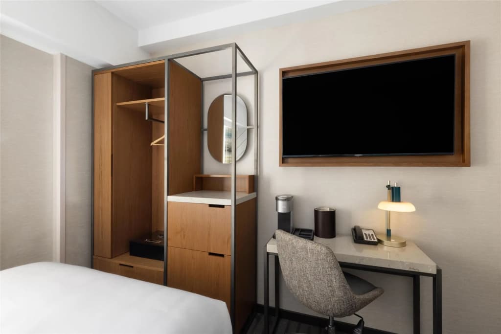 Hampton Inn Long Island City  NY - photo 24