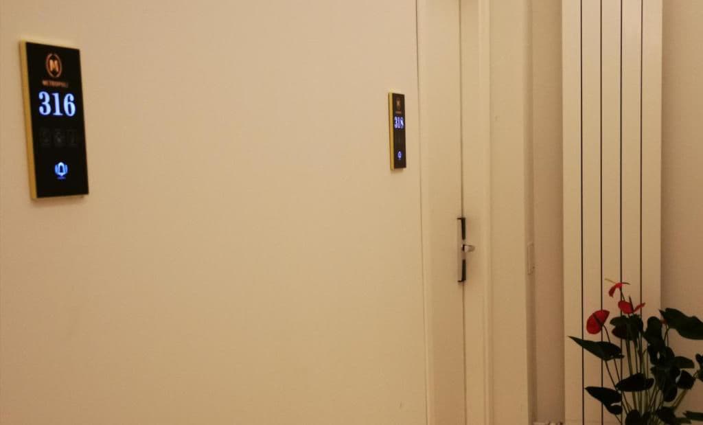 Metropoli Hotel - photo 10